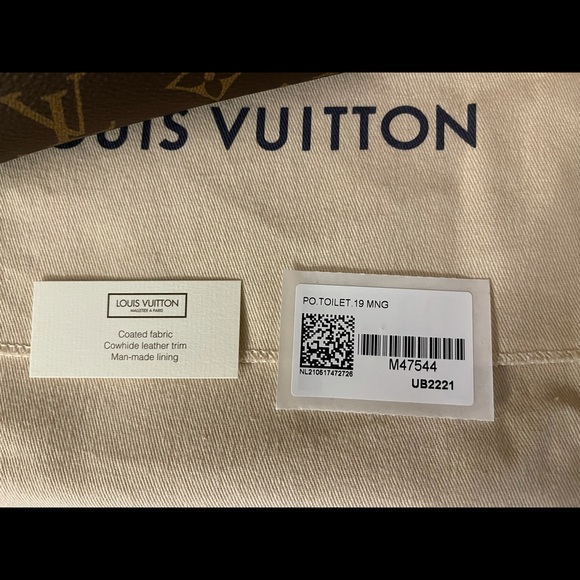 Louis Vuitton Toiletry 19 - Picture 9 of 13